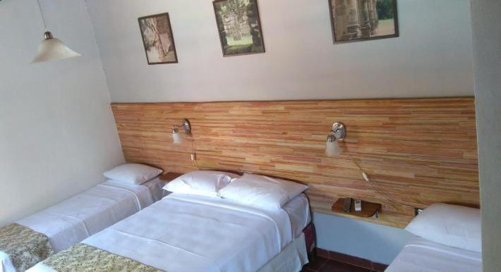 סן איגנסיו Hosteria Montes מראה חיצוני תמונה